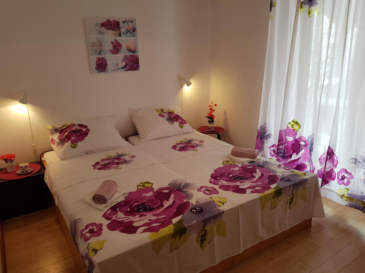 Apartmani Zoric Vodice Exteriör bild