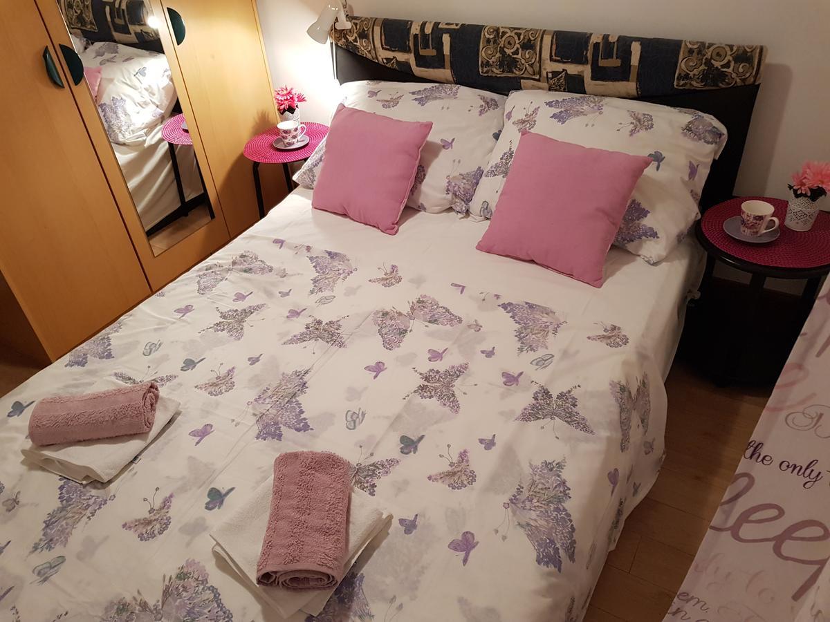 Apartmani Zoric Vodice Exteriör bild